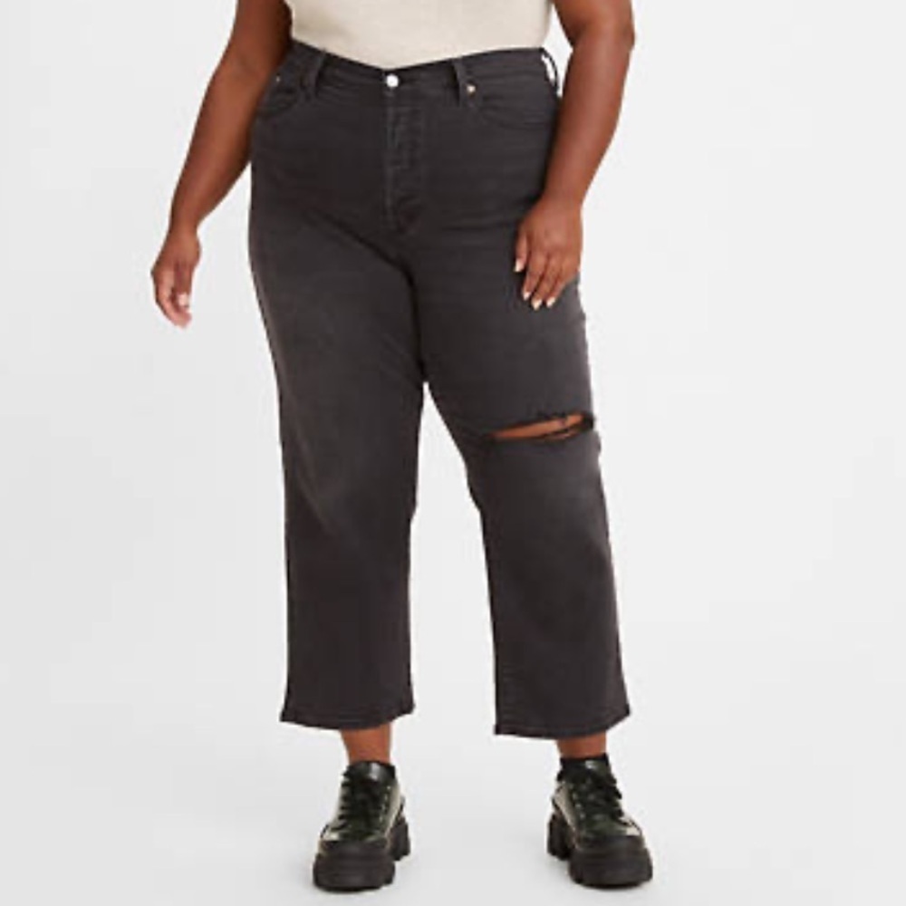 NWT Levi’s Wedgie Straight High Waisted Distressed Jeans Cut & Dry Plus Size